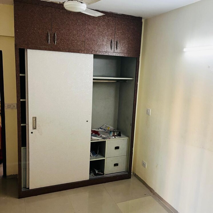 Room, logix-blossom-county 2.5 Bedroom 1418 Sq.Ft. Apartment In Sector 137 Noida 9757495