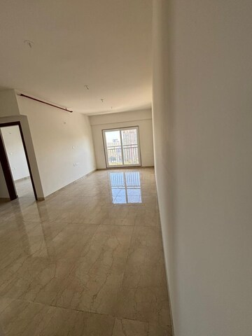 Room in 2 BHK Apartment at Shapoorji Broacha Baug, Girgaon – for Rent
