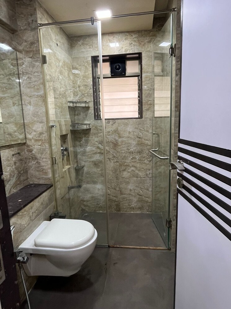 Bathroom, prabhadevi 3 Bedroom 1300 Sq.Ft. Apartment In Prabhadevi Mumbai 9757534
