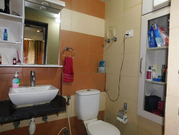 Master Bedroom, mahagun-mywoods 4 Bedroom 2190 Sq.Ft. Apartment In Sector 16c Greater Noida Greater Noida 9757707