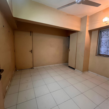 Room in 4 BHK Apartment at Sacred Heart Town, Vikas Nagar – for Rent