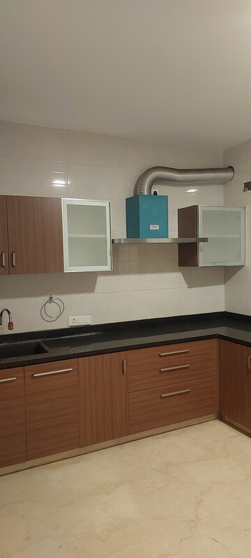 Furnished Amenities in 3 BHK Builder Floor at Panduranga Nagar – for Rent