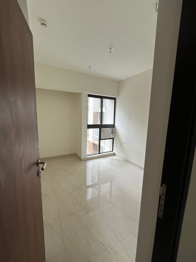 Cover Image, lodha-crown-quality-homes 1 Bedroom 500 Sq.Ft. Apartment In Majiwada Thane 9757772