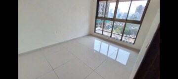 Room in 2 BHK Apartment at Chandak 34 Park Estate, Goregaon West – for Rent