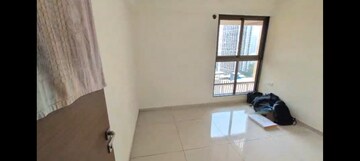 Room in 2 BHK Apartment at Chandak 34 Park Estate, Goregaon West – for Rent