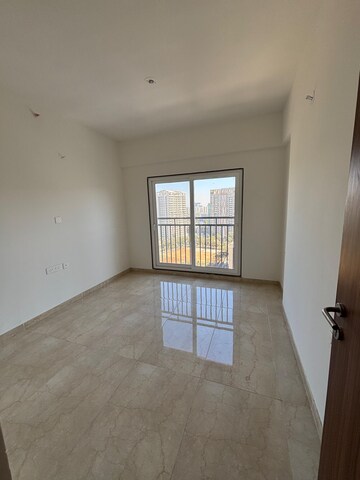 2 BHK Apartment For Rent in Shapoorji Pallonji BKC 28, Bandra East