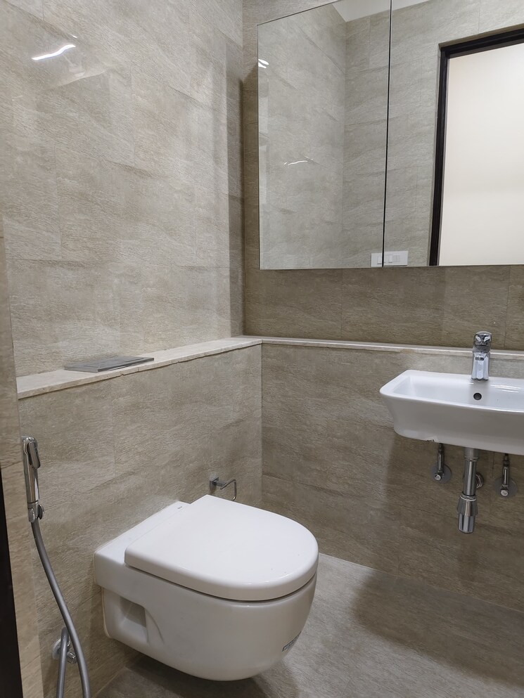 Bathroom, adani-ten-bkc 3 Bedroom 1400 Sq.Ft. Apartment In Bandra East Mumbai 9757826