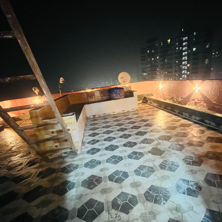 Terrace, satyam-paradise-sector-121 1 Bedroom 600 Sq.Ft. Penthouse In Garhi Chaukhandi Noida 9757862