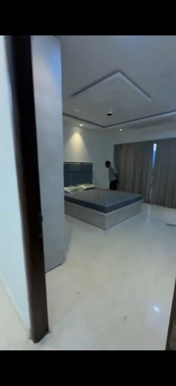 Bathroom in 5 BHK Apartment at Raunak Viraj Tower , Pokhran Road No Two – for Rent