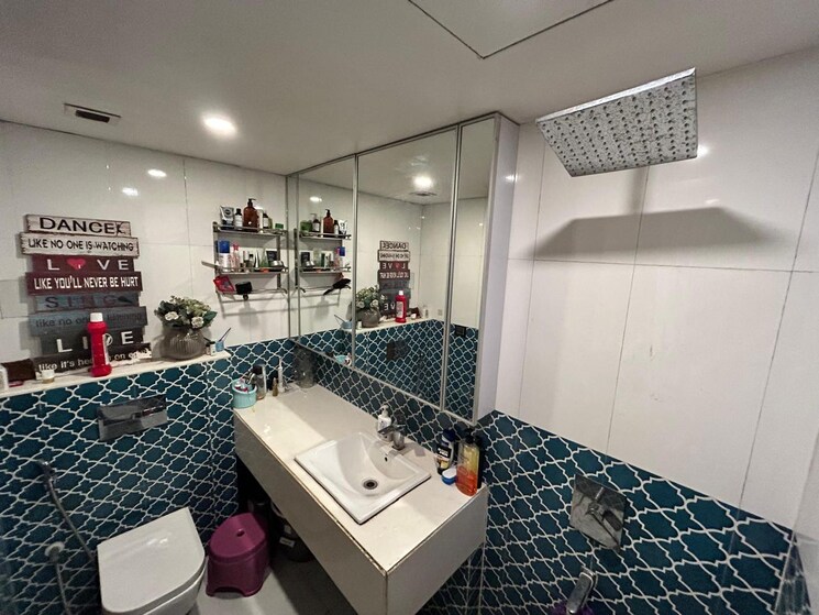 Team Area, lodha-sterling 3 Bedroom 1266 Sq.Ft. Apartment In Kolshet Road Thane 9757911