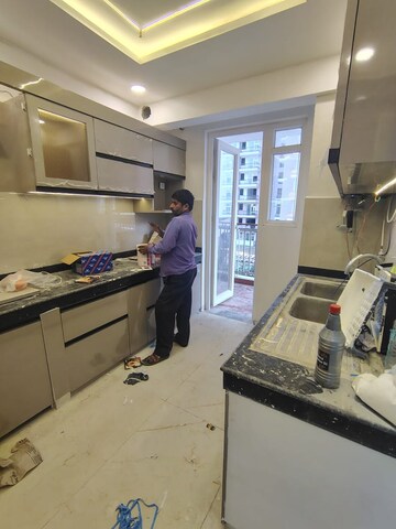 Team Area in 3 BHK Apartment at Omaxe Residency II, Gomti Nagar – for Rent