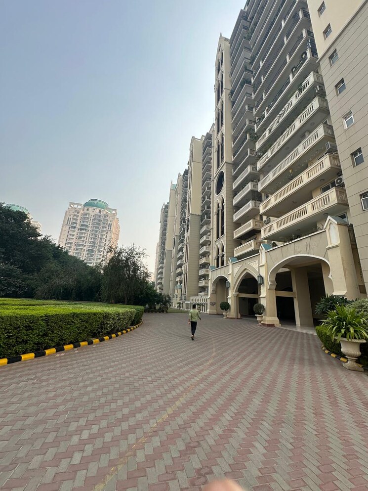 Exterior View, dlf-westend-heights 4 Bedroom 2700 Sq.Ft. Apartment In Sector 53 Gurgaon 9758030