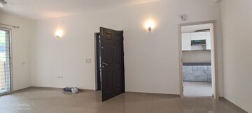 Room in 3 BHK Apartment at Dhoot Time Residency, Sector 63 – for Rent