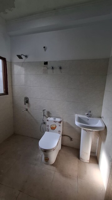 Bathroom in 3 BHK Villa at Sector 10 Greater Noida – for Sale
