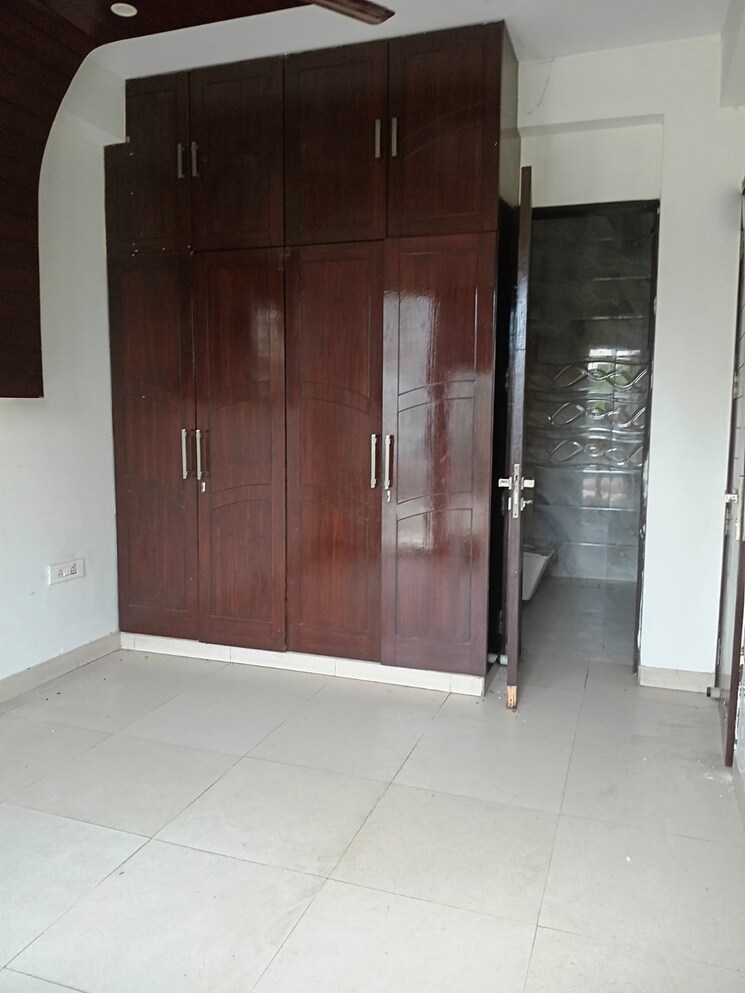 Bedroom, sector 51 3 Bedroom 1900 Sq.Ft. Builder Floor In Sector 51 Gurgaon 9758065
