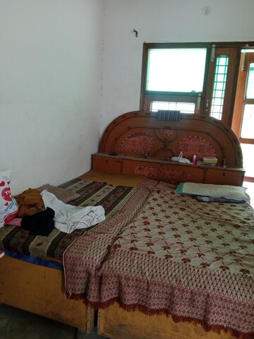 Bedroom in 1 BHK Builder Floor at Ansals Sushant City – for Rent