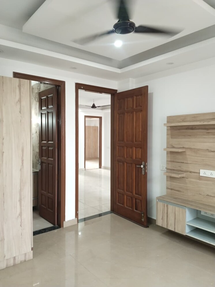 Room, ardee-city 3 Bedroom 1550 Sq.Ft. Builder Floor In Sector 52 Gurgaon 9758344
