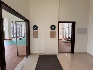 Room in 2 BHK Apartment at Eldeco Live By The Greens, Sector 150 – for Sale