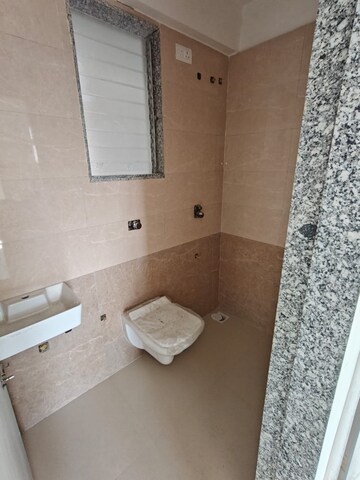 Bathroom in 1 BHK Apartment at Ghatkopar East – for Rent