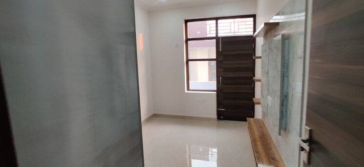 Room, sector 45 1 Bedroom 996 Sq.Ft. Builder Floor In Sector 45 Gurgaon 9758610