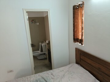 Room in 3 BHK Apartment at Emaar Gurgaon Greens, Sector 102 – for Rent