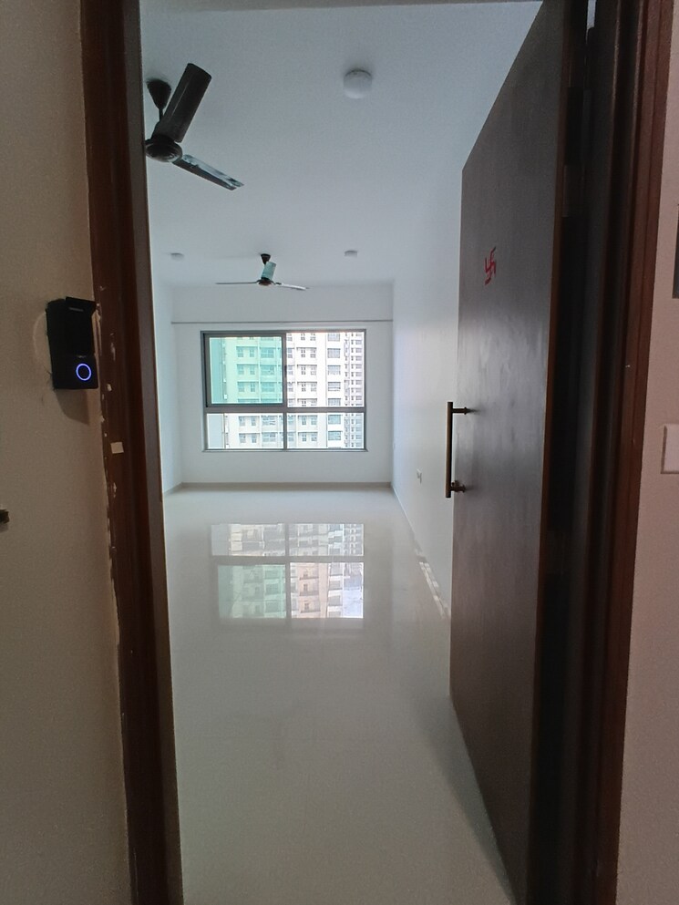 Cover Image, kalpataru-immensa 2 Bedroom 663 Sq.Ft. Apartment In Kolshet Road Thane 9758767