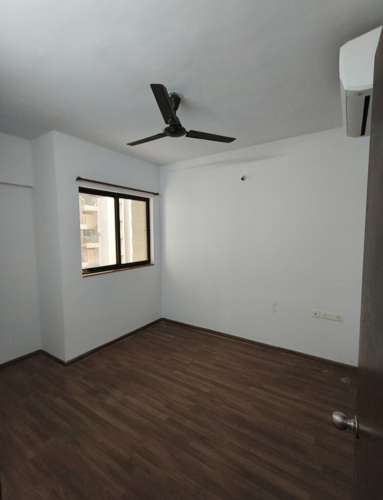 Room, lodha-downtown 2 Bedroom 580 Sq.Ft. Apartment In Dombivli East Thane 9758775