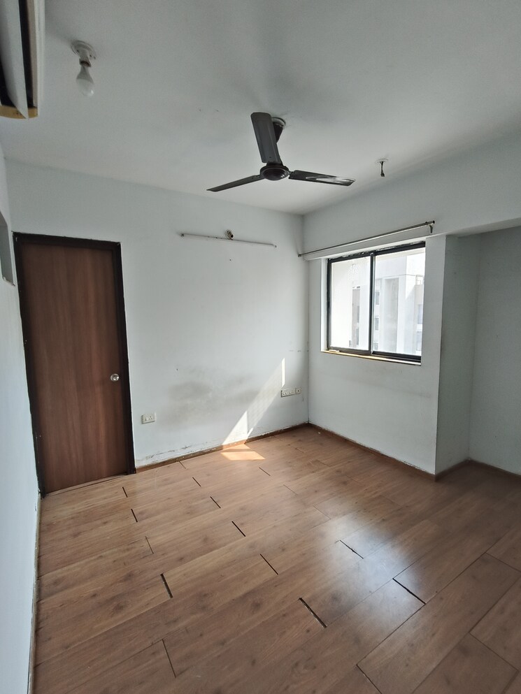 Room, lodha-downtown 2 Bedroom 580 Sq.Ft. Apartment In Dombivli East Thane 9758775