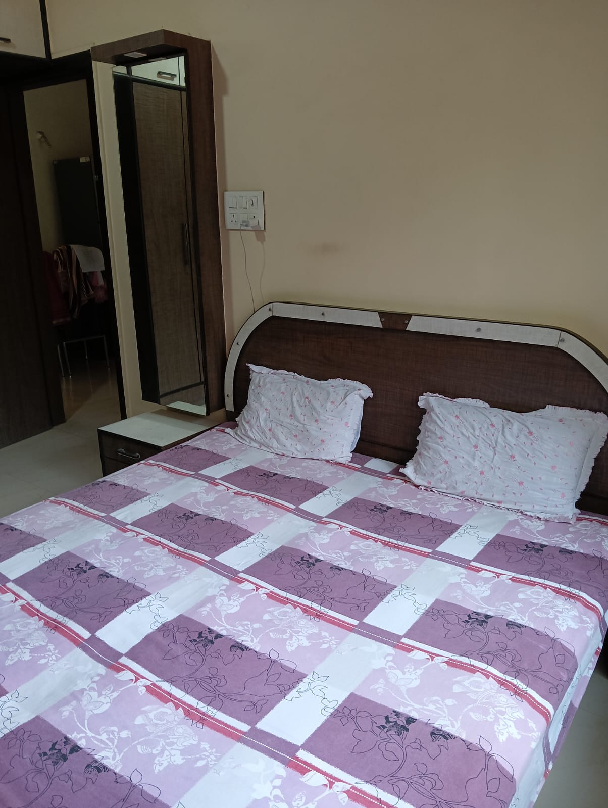 Bedroom in 3 BHK Apartment at Skyrise Apartments, Chembur – for Sale