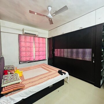 2 BHK Apartment For Rent in Reelicon Felicia, Link Road