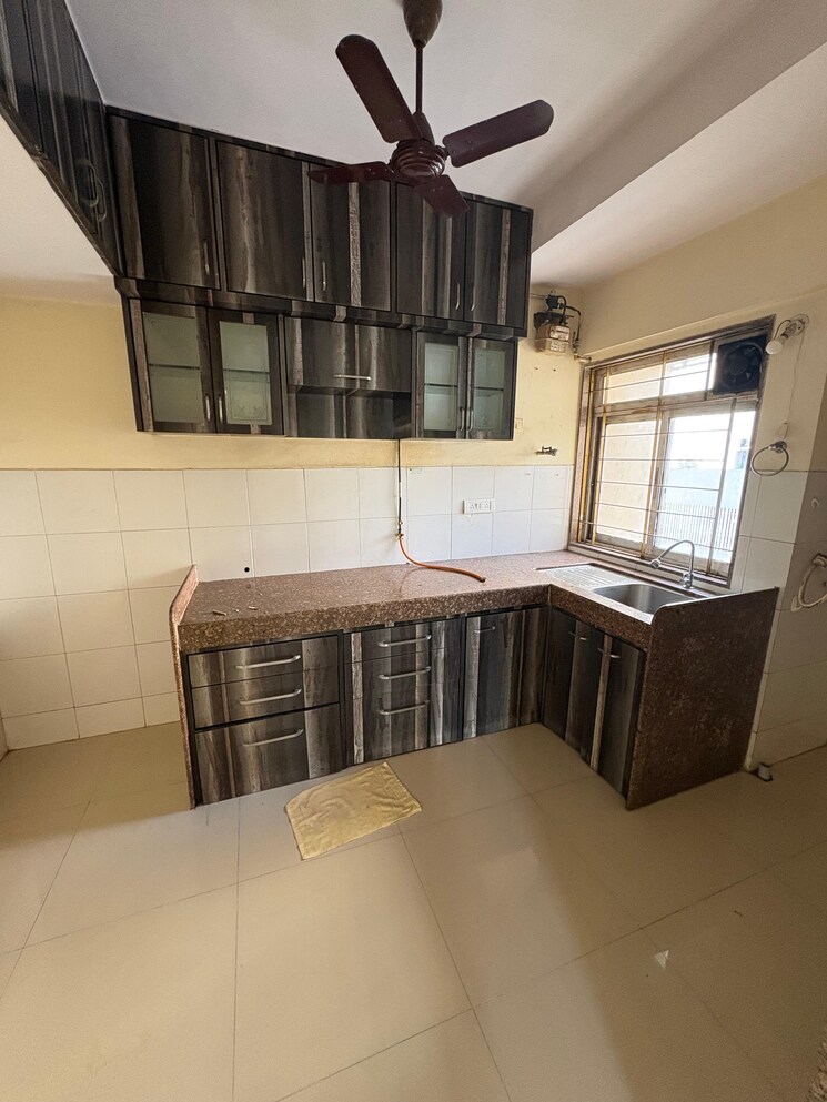 Kitchen, vasundhara-chs-manpada 2.5 Bedroom 850 Sq.Ft. Apartment In Manpada Thane 9758818