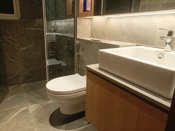 Bathroom in 3 BHK Builder Floor at Gupta Awas, Sector 43 – for Rent