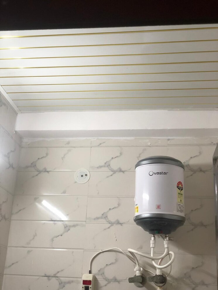 Bathroom, nawada 1.5 Bedroom 50 Sq.Yd. Builder Floor In Nawada Delhi 9758860