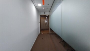 Room in  Office Space at Lodha Supremus Andheri, Andheri East – for Rent