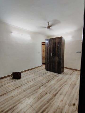 Room in 1 BHK Builder Floor at Malviya Nagar – for Rent