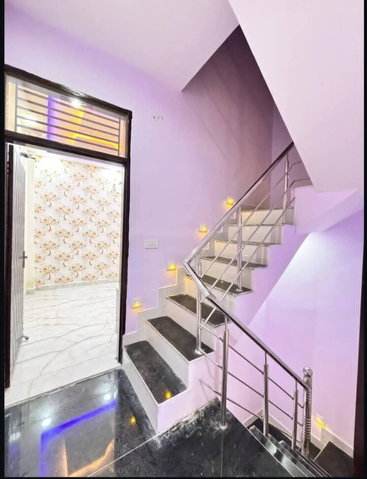 Cover Image, dwarka mor 2 Bedroom 45 Sq.Yd. Independent House In Dwarka Mor Delhi 9759101