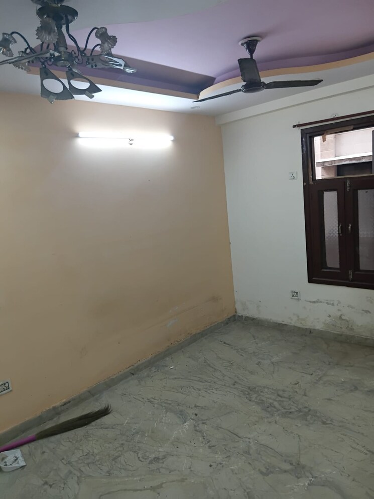 Room, nirman vihar 2 Bedroom 550 Sq.Ft. Builder Floor In Nirman Vihar Delhi 9759110