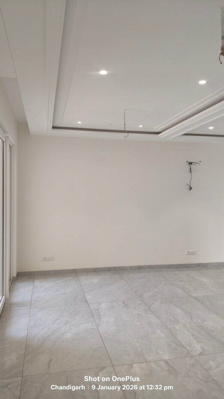 Room, dhakoli 4 Bedroom 2225 Sq.Ft. Apartment In Dhakoli Zirakpur 9759161