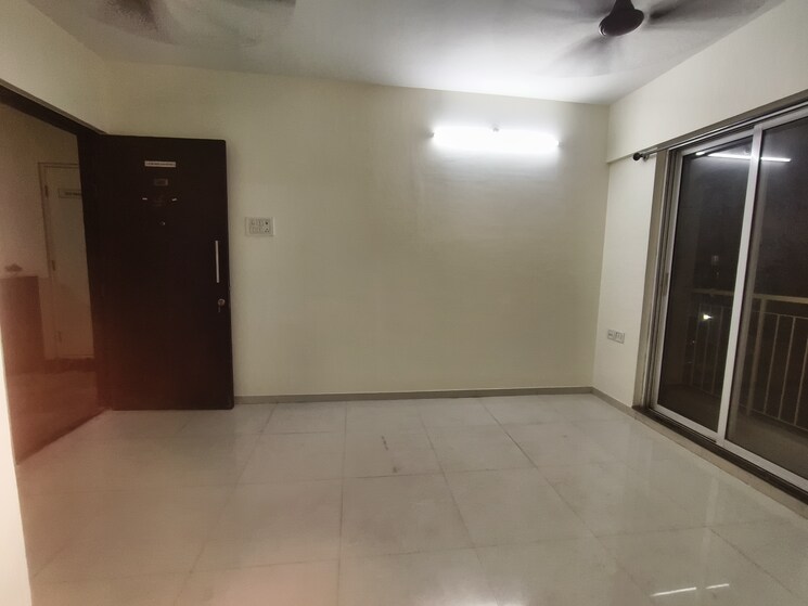 Room, puranik-aarambh 1 Bedroom 430 Sq.Ft. Apartment In Ghodbunder Road Thane 9759313