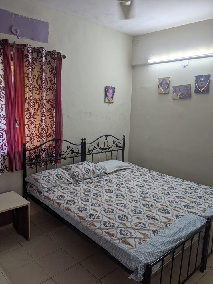 Cover Image, varsha-chs 1 Bedroom 584 Sq.Ft. Apartment In Andheri West Mumbai 9748433