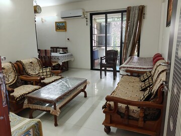 Living Room in 2 BHK Apartment at Satellite – for Rent