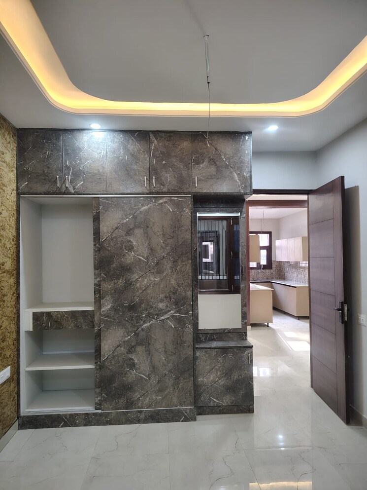 Living Room, dhakoli 3 Bedroom 110 Sq.Yd. Builder Floor In Dhakoli Zirakpur 9759607