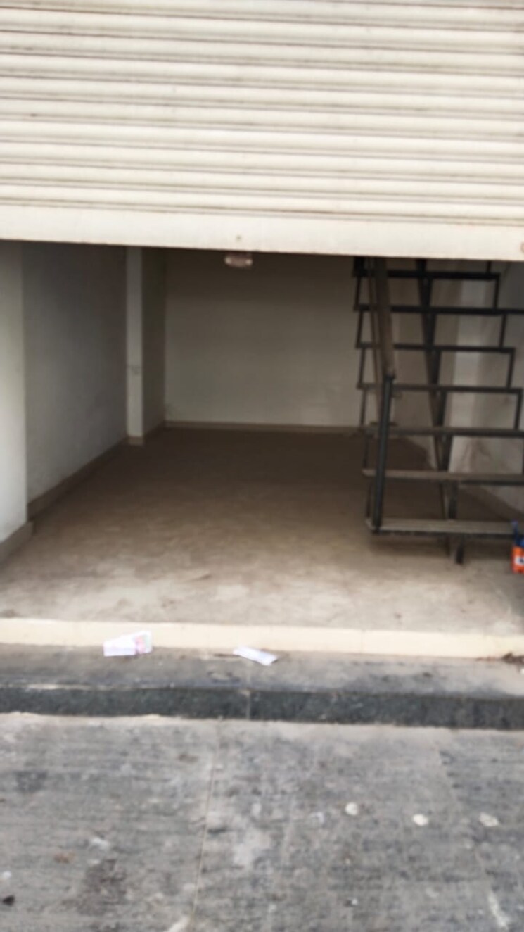 Room, kolte-patil-downtown-xenia Commercial Shop 570 Sq.Ft. In Kharadi Pune 9695958