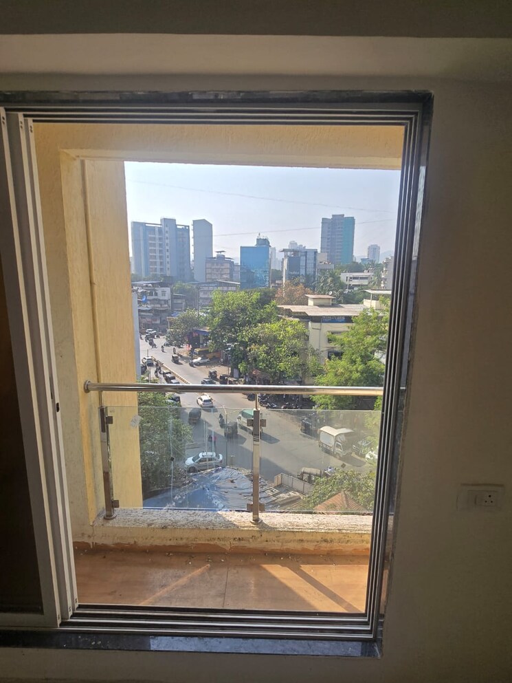 Balcony, yash-shilpa-chs 2 Bedroom 650 Sq.Ft. Apartment In Naupada Thane 9759640