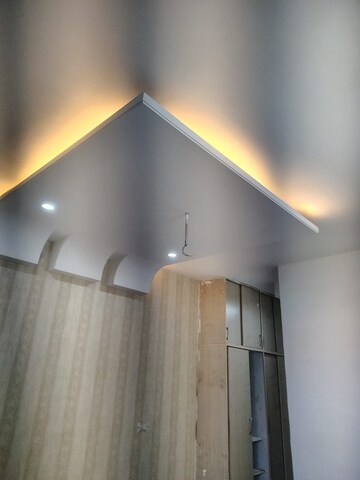 Furnished Amenities in 3 BHK Builder Floor at Dhakoli – for Sale