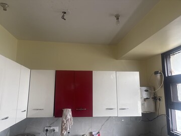 Room in 2 BHK Builder Floor at Godrej Retreat, Sector 83 – for Rent