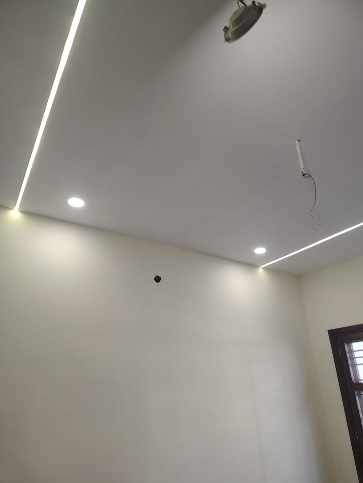 undefined, ms-enclave-zirakpur 6 Bedroom 225 Sq.Yd. Independent House In Dhakoli Zirakpur 9759673