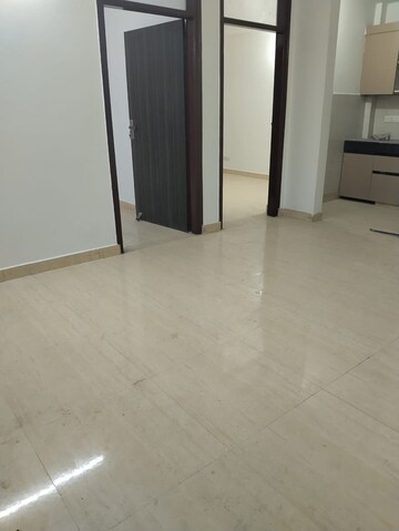 Room in 2 BHK Builder Floor at Neb Sarai – for Rent