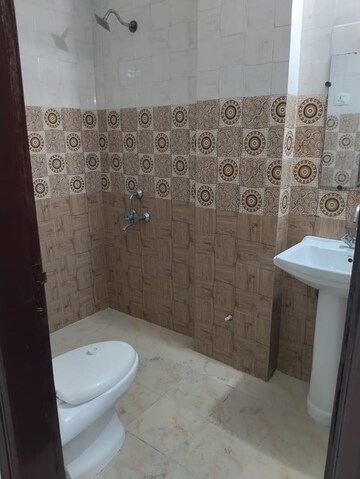 Bathroom in 2 BHK Builder Floor at Neb Sarai – for Rent