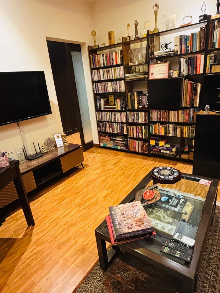 Living Room, metro-house-colaba 4 Bedroom 2400 Sq.Ft. Apartment In Colaba Mumbai 9759690